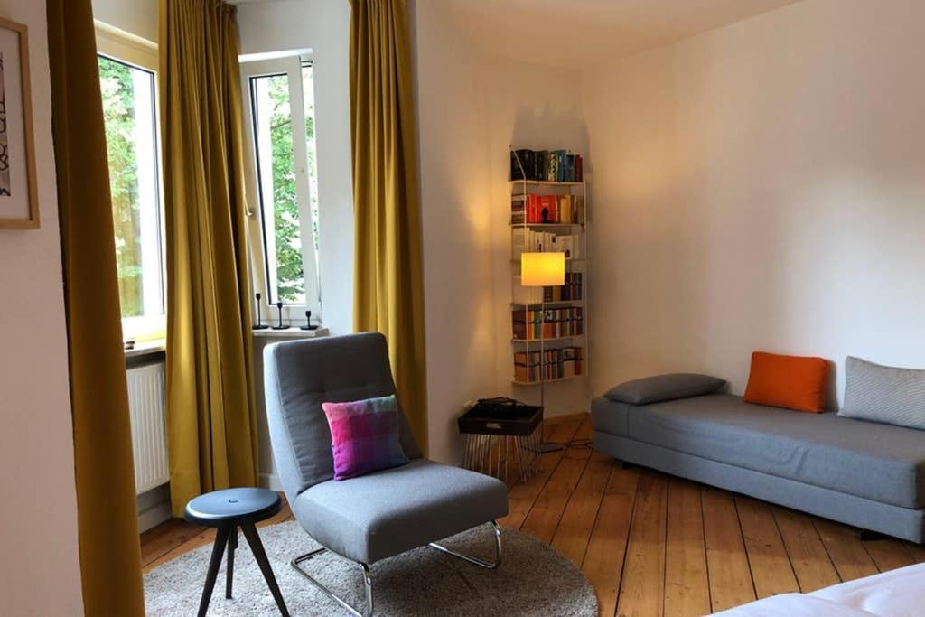 Charmant Leben Im Textilviertel - Stilvolle Wohnung - Zentral Und Ruhig Augsburg Bagian luar foto