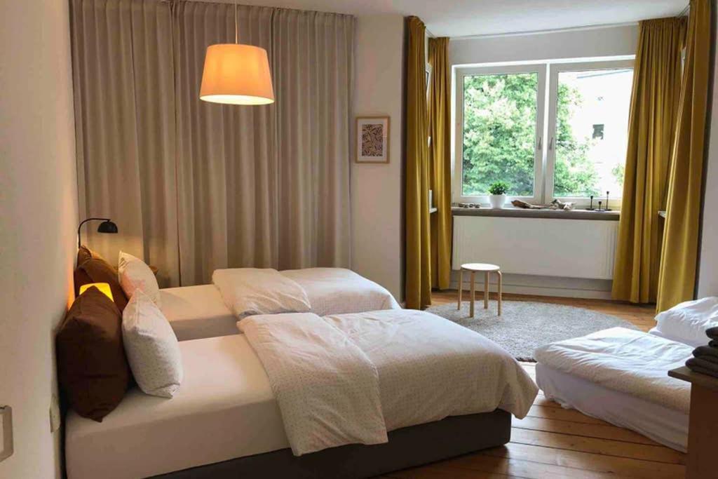 Charmant Leben Im Textilviertel - Stilvolle Wohnung - Zentral Und Ruhig Augsburg Bagian luar foto