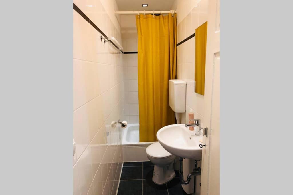 Charmant Leben Im Textilviertel - Stilvolle Wohnung - Zentral Und Ruhig Augsburg Bagian luar foto